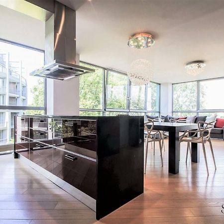 Winwinstay Superior Apartment By River Daugava Riga Exterior foto