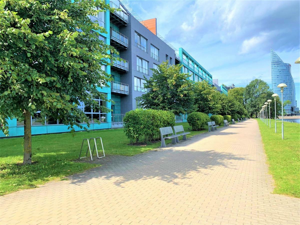 Winwinstay Superior Apartment By River Daugava Riga Exterior foto