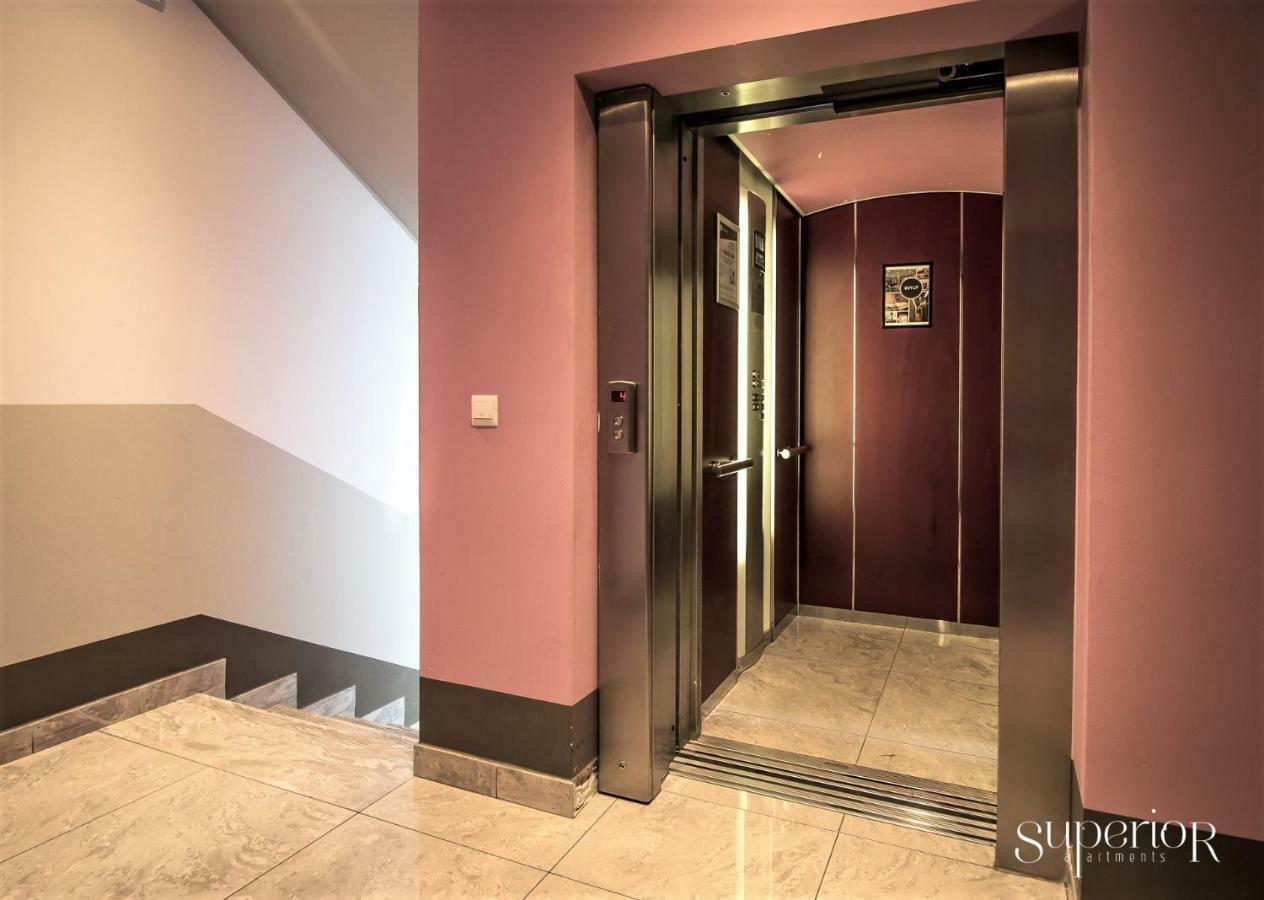 Winwinstay Superior Apartment By River Daugava Riga Exterior foto